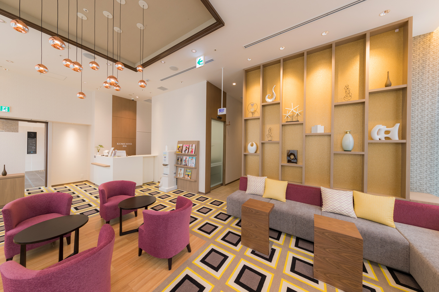 コメ兵梅田店　買取センター