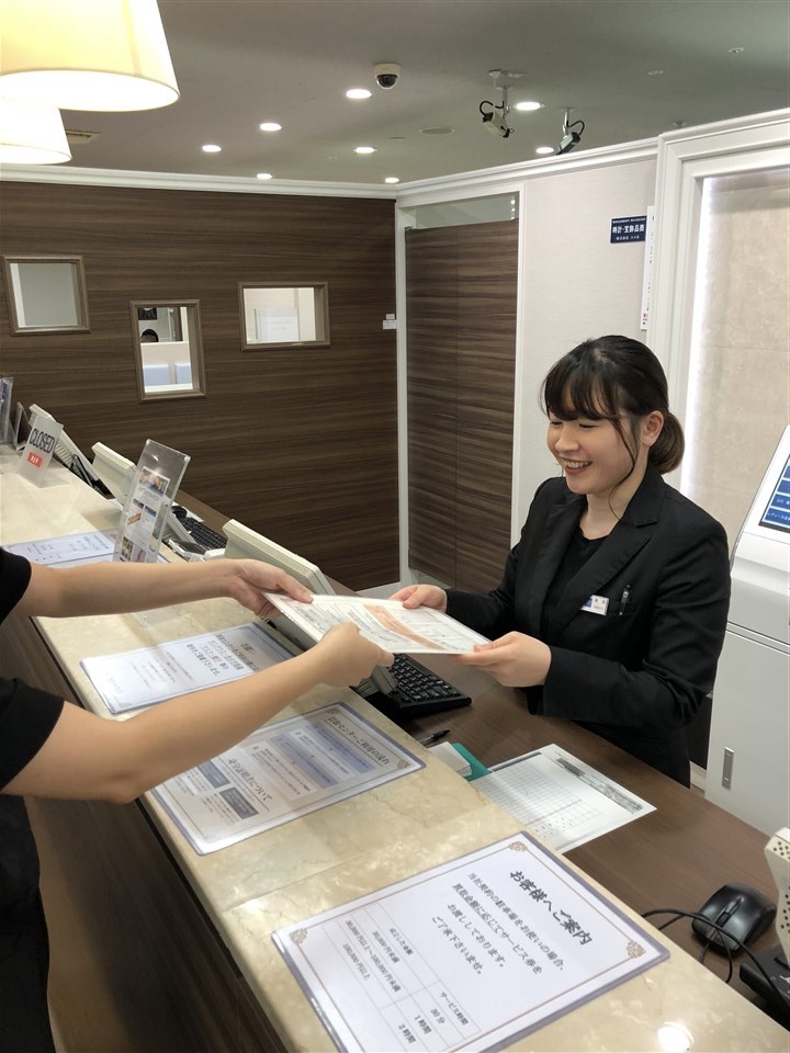 コメ兵名古屋本店　買取ルーム