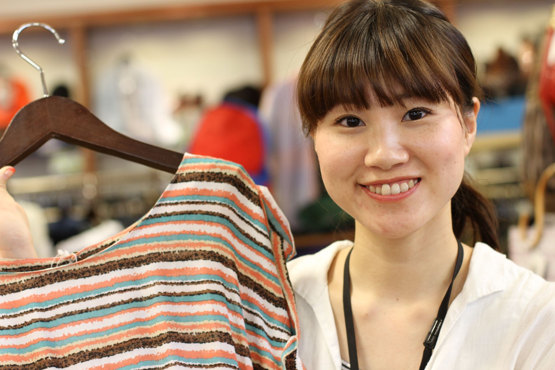 コメ兵名古屋本店　アパレル売場　販売　パート　アルバイト