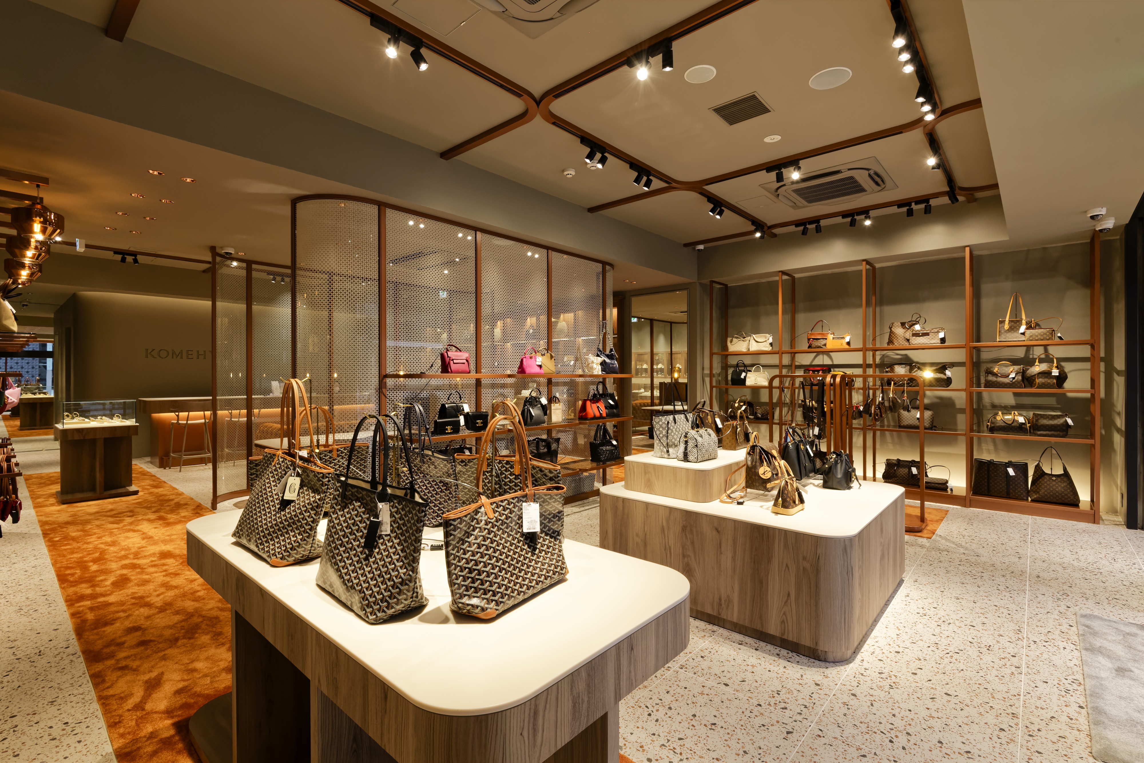 KOMEHYO 日本橋店　内観