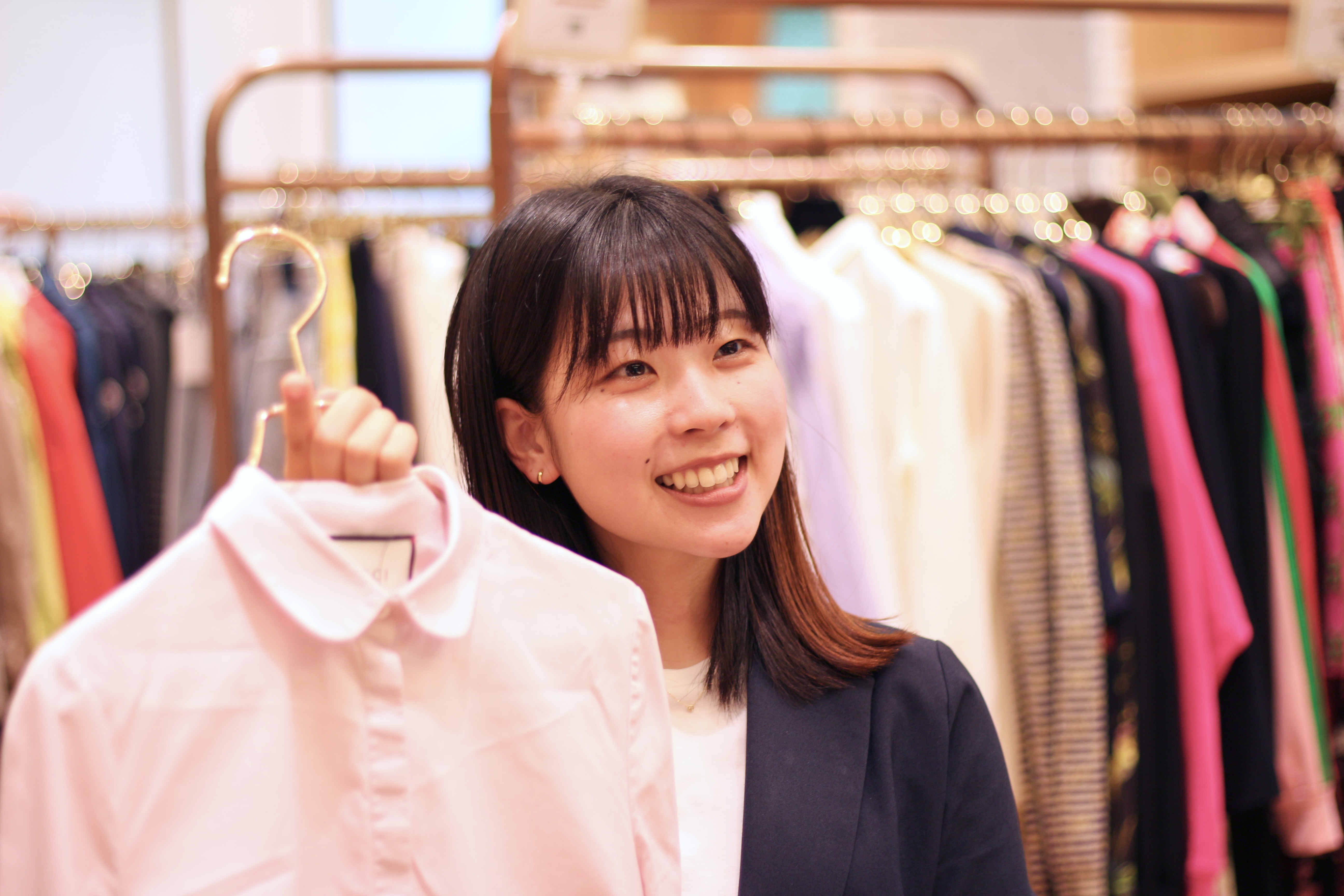 落ち着いた雰囲気で接客できることが魅力です♪　